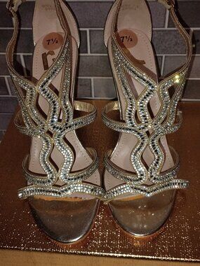 Rene Rofe Gold Rhinestone Strappy Heels Sandals Size 7.5 Evening Party Shoes